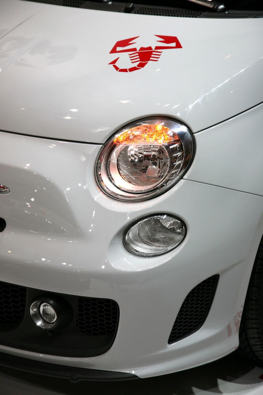  Fiat 500 Abarth SS 2009 года  (фото 8 из 25)